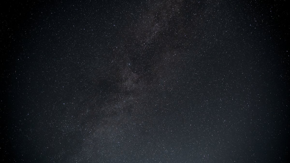i_o_doors's tweet photo. 道志の隠れ家から天の川🌌🌌🌌
画面の明るさを最大にして見てみてね!
#えしらフォトアルバム
#CSD #CSD20
SONY α7c × TAMRON F/2.8 28-70
ブラックミストNo.5 https://t.co/v5Y274qxAa