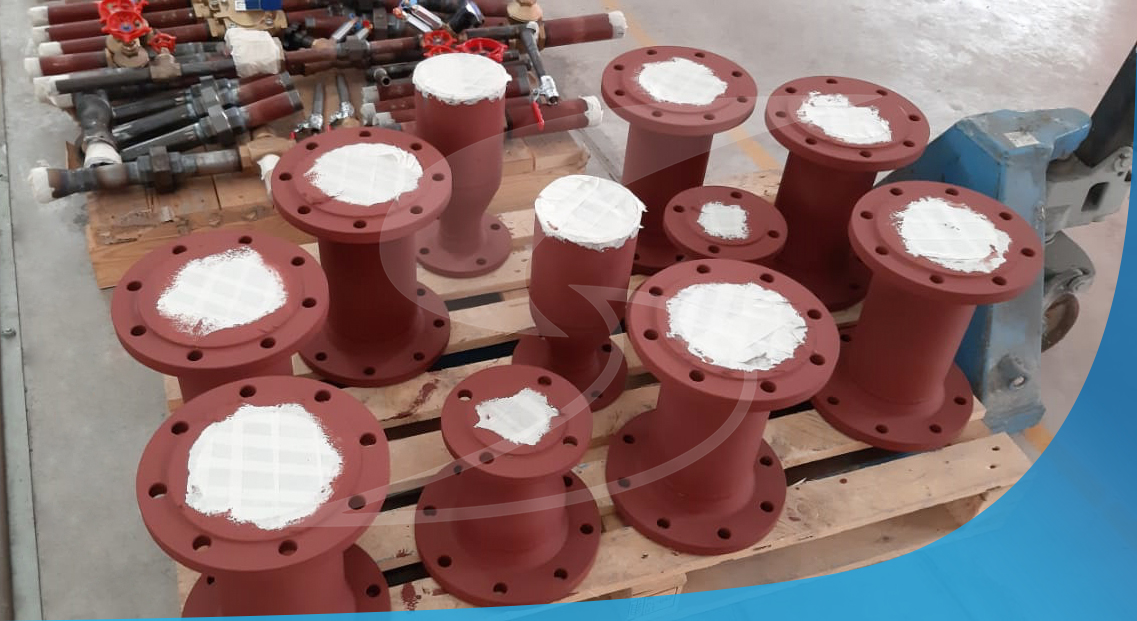 ADEARESTLLC's tweet photo. The valve stations, pump stations & water chiller rack (consisting of 3 @BITZERGroup screw compressors) have been prefabricated & quality-tested at our sister company @PolarSpec manufacturing facility in KIZAD.
#ScrewCompressor
#CompressorRack
#Components #Delivery
#HVACR https://t.co/P141IFjrEO