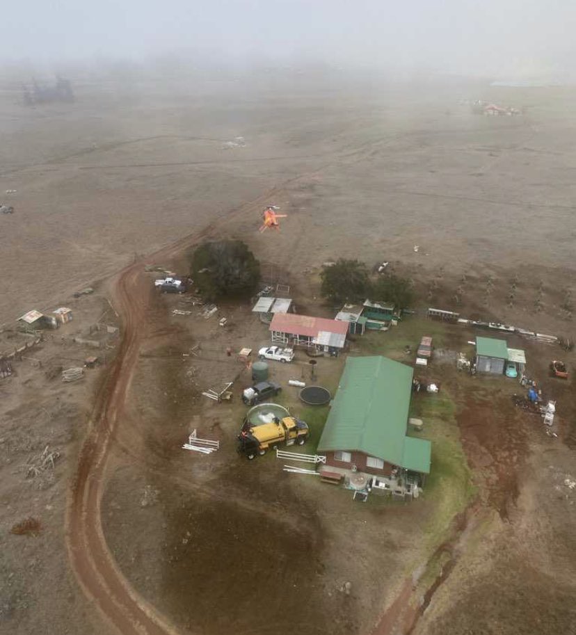 TheTomGeorge's tweet photo. Aerial views of devastation from massive Big Island wildfire from HFD pilots — fire now 95 percent contained after burning 40,000 acres #Hawaii #HIWX #Wildfire @KITV4 https://t.co/ISz2yXGcjT