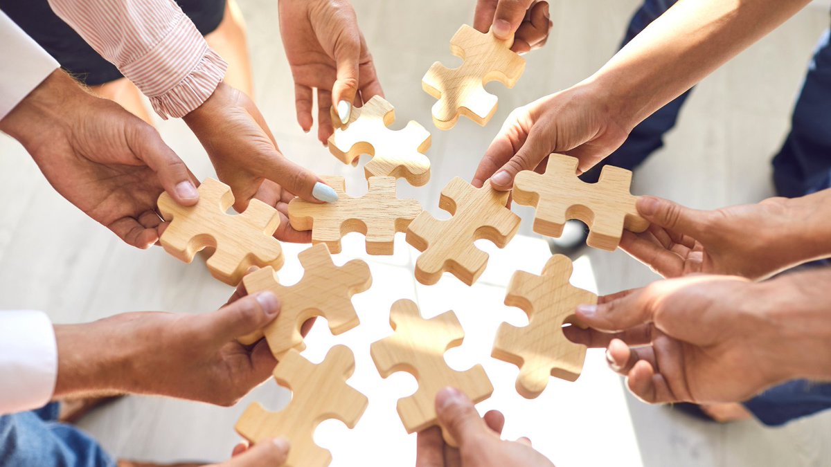 CelticHR's tweet photo. What is needed to make a team?
🔹 objectives, leadership, coaching?
🔹 communication skills?
🔹 empathy, diversity and inclusion?
As an external #CoachingService we can bring out the best in your employees.
🔹 02920 291029 How we can help?
#TeamBuilding #Development https://t.co/U8bXaYaFiI