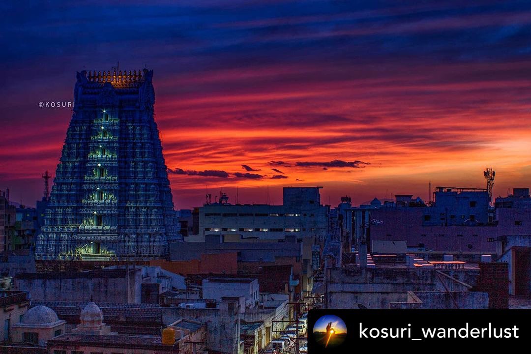 Itsmytirupati's tweet photo. Evening Shades in the city of Tirupati ❤️

Credits: @kosuri_wanderlust 
.
.
.
#tirupati #tirupathi #templearchitecture #templesofindia #secrettemples 
#indiaclicks #indianphotography #india_gram #indianarchitecture #india_clicks #india #indiapictures #indian 
#holi https://t.co/qqdRWbbeAV