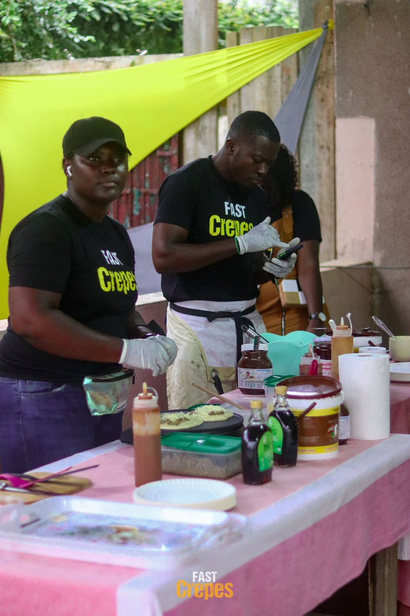 crepesby_MK's tweet photo. Hello les MK’moureux
Les absents de la 1ère edition ont pu se joindre à nous cette fois…
Toujours un plaisir de partager ces moments avec vous 🙏🏾🙏🏾🙏🏾
Merci de croire en nous et de nous faire confiance
#fastcrêpes
#waffleslover
#pancakeslover
#goodies
#foodie
#happiness
#byMK https://t.co/B5k0ZWTiav