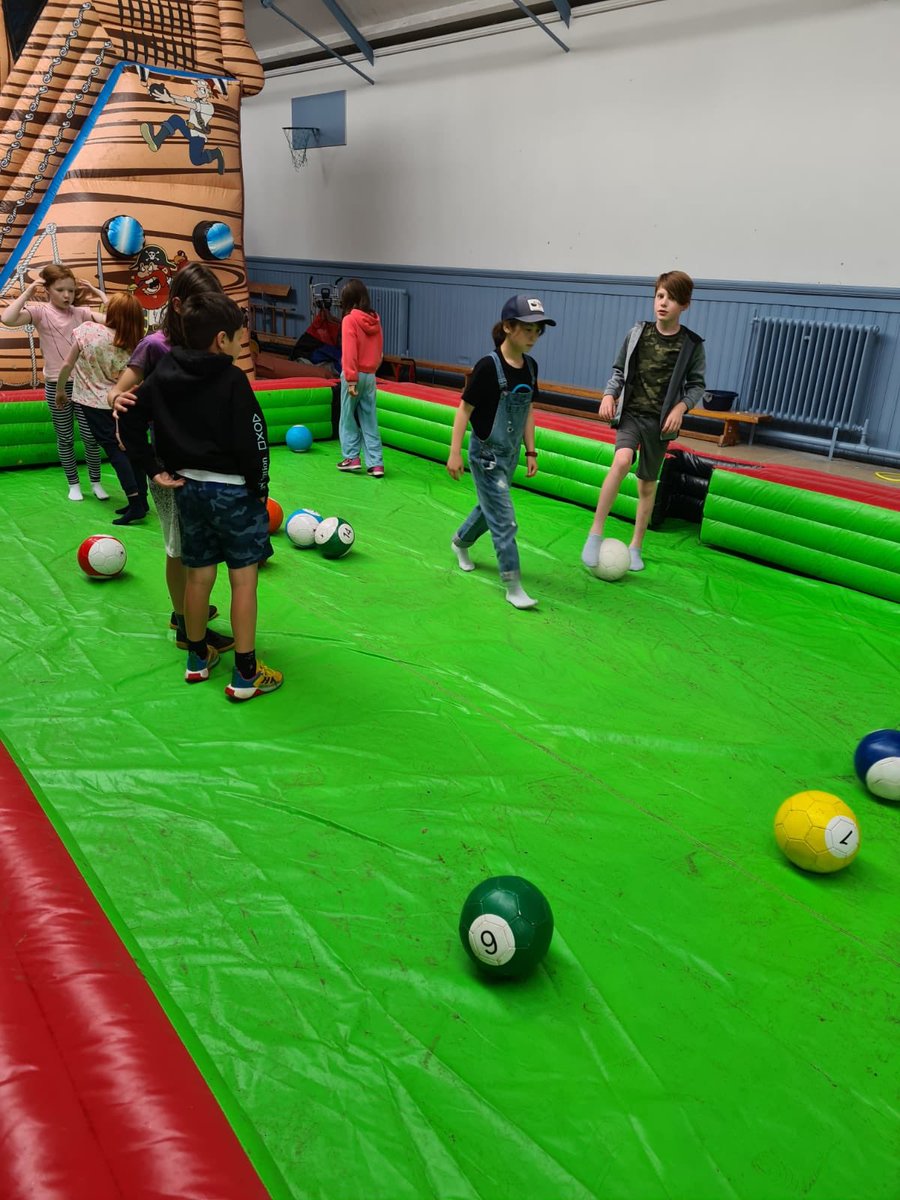 LASCCA4's tweet photo. Afternoon fun🤯🤯 #Physical #summerofplay #bouncyslide #poolfootball https://t.co/RXrFBWpgL9