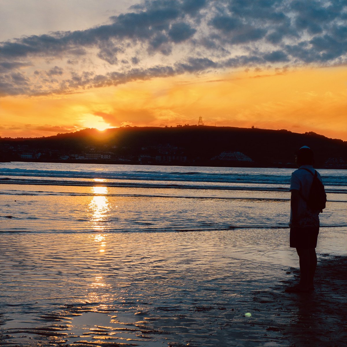🌅UN VISTO Y NO VISTO.

#noja #nojabeach #españa🇪🇸 #ocaso #playa #streetphotography #streetspain #photography #lovephoto #streets_storytelling