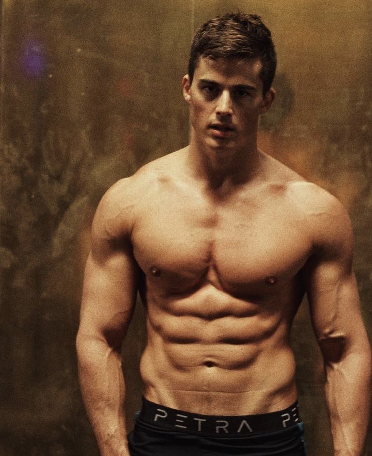 𝙢𝙖𝙙𝙚 𝙤𝙛 𝙨𝙩𝙚𝙚𝙡.