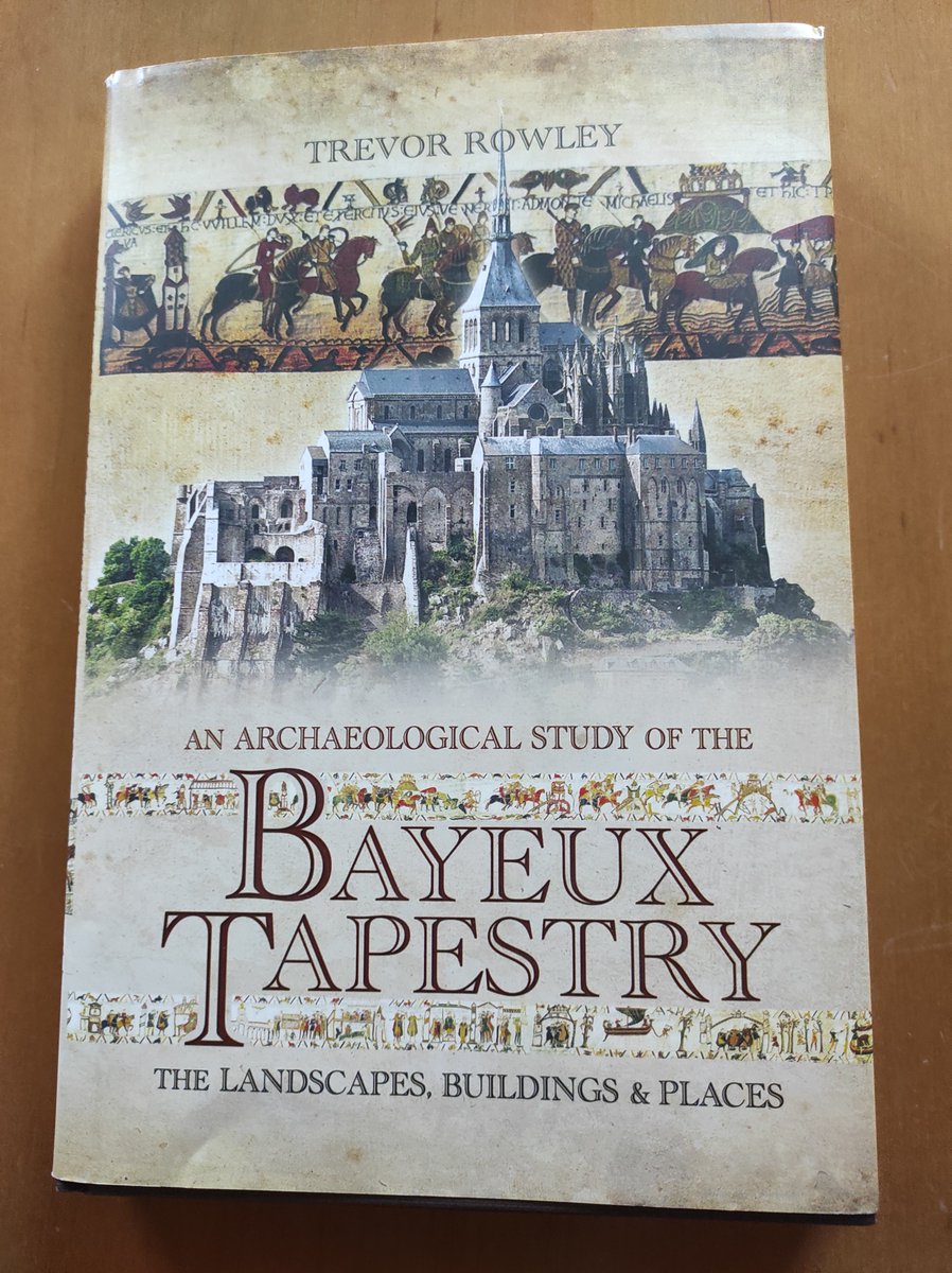 New reading - another perspective on a famous tapestry.❤️🏴󠁧󠁢󠁥󠁮󠁧󠁿

#1066 #BayeuxTapestry #WilliamTheConqueror