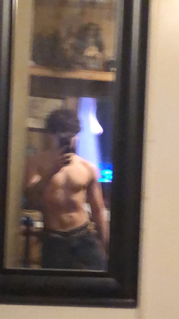 thequadfather_'s tweet photo. • 18 
• he/him
• not new to nsfw twitter(:
• straight
• like or retweet to be mutuals
#nsfwtwt #nsfwtwitter https://t.co/55az3GKnFf