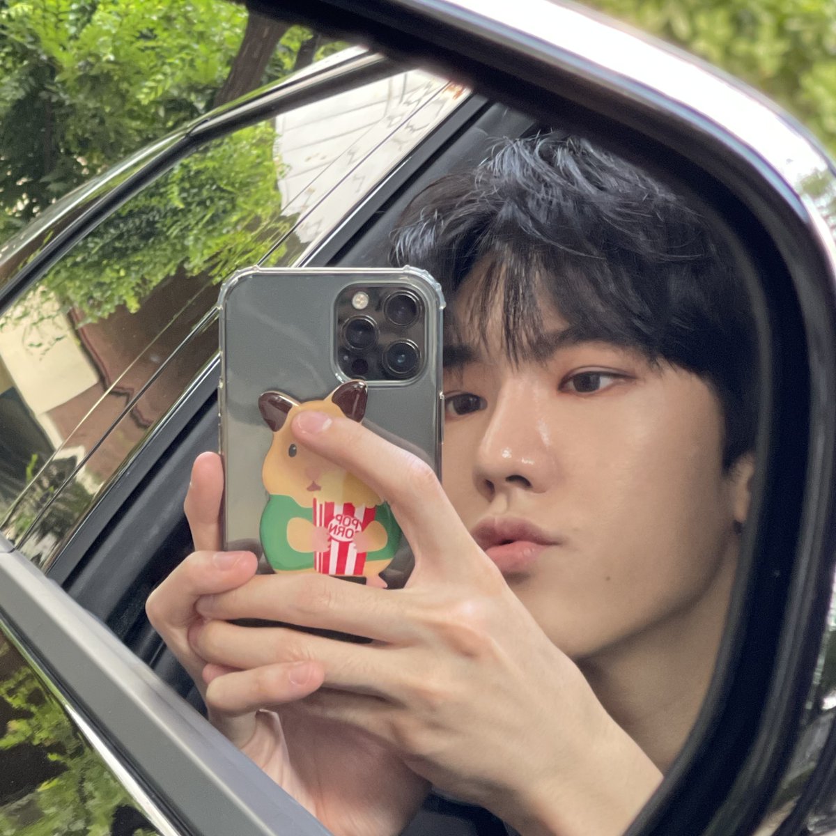 OmegaX_members's tweet photo. [#OX]

오늘도 잘 자요 !🌙
내 꿈 꺼 

#OMEGA_X #오메가엑스 #정훈 https://t.co/zR0WxEISc0