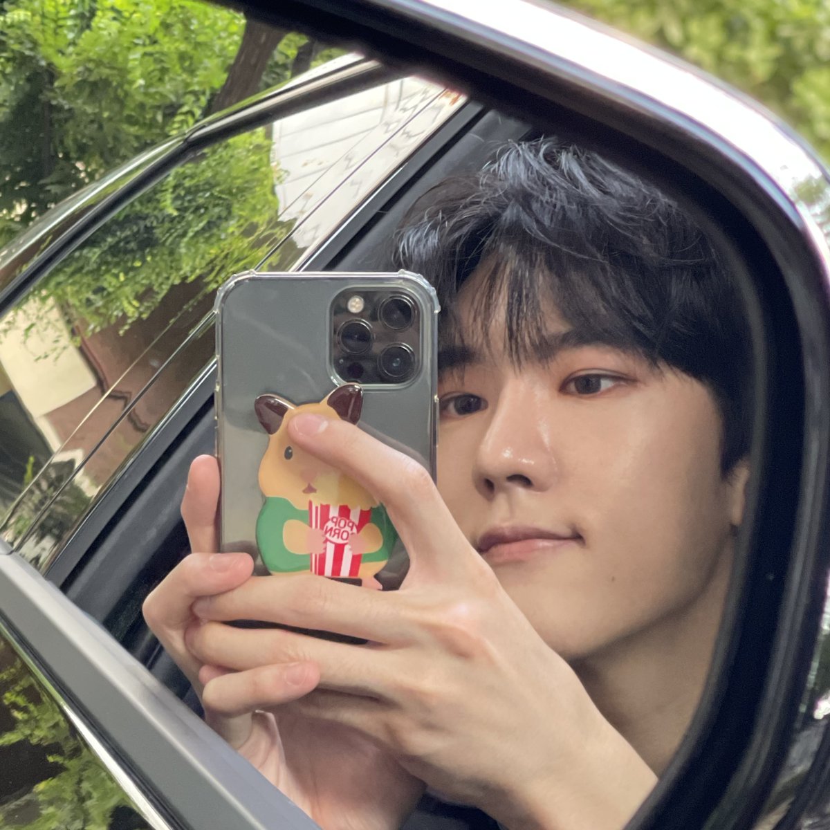 OmegaX_members's tweet photo. [#OX]

오늘도 잘 자요 !🌙
내 꿈 꺼 

#OMEGA_X #오메가엑스 #정훈 https://t.co/zR0WxEISc0