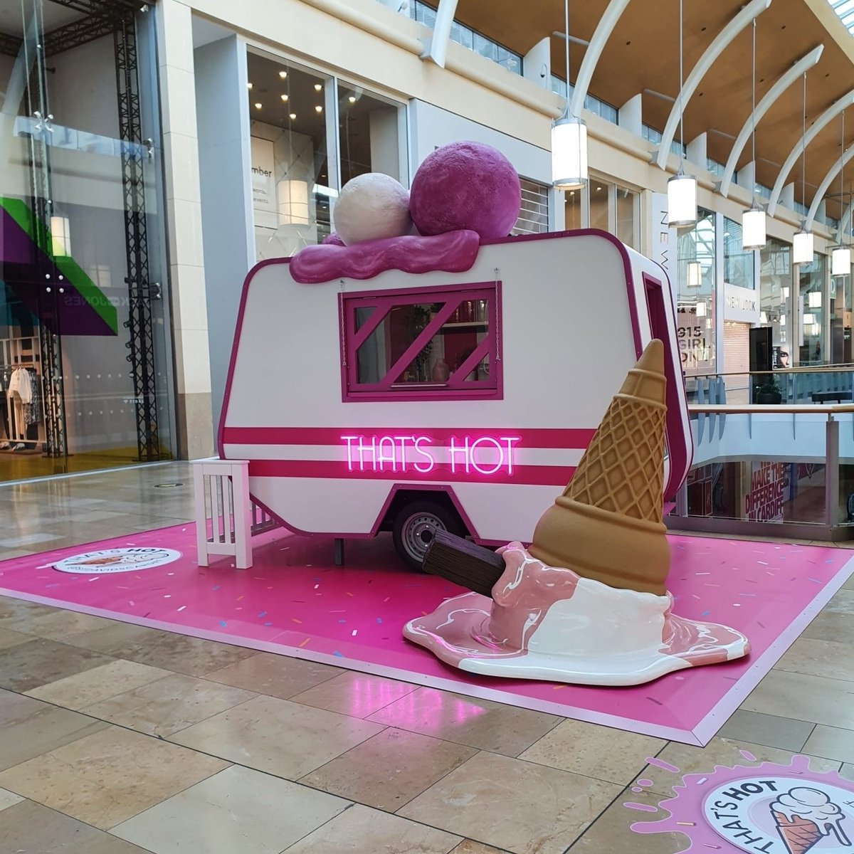 We created a bespoke insta-worthy Ice Cream Van and giant Ice Cream <a href="/StDavidsCardiff/">St David's Cardiff</a> for their "That’s Hot!" campaign! 🥵 ⁣🚐 🍦"This summer, St David’s is hot no matter what, with hot selfies, hot treats and a chance to win big!⁣"