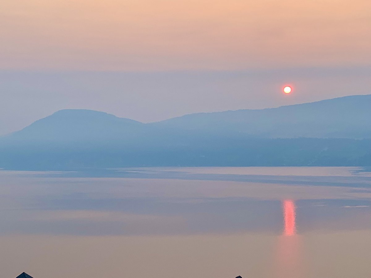 mike_grandia's tweet image. Welcoming a new day under murky, smokey skies in the interior of #BeatifulBC.  #redorb #sunrise #quietmornings #family #connection #selfcare #travelBC