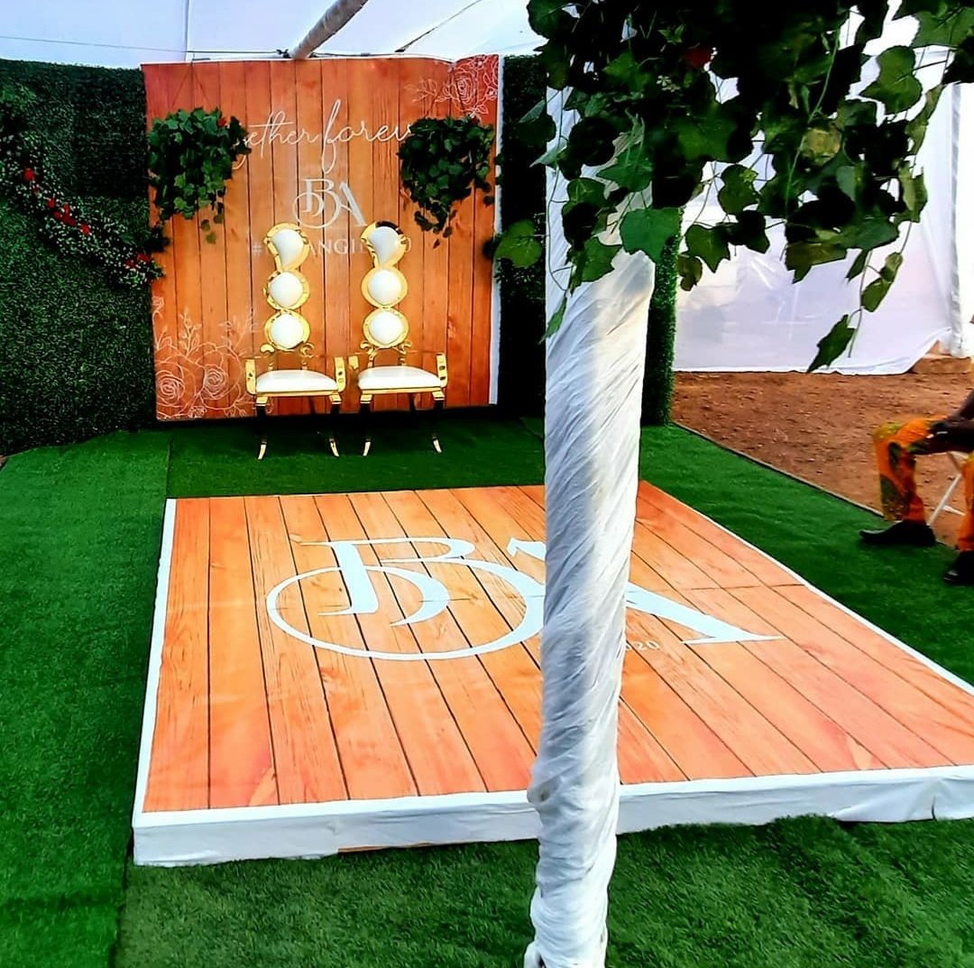 GironshiaEvents's tweet photo. Traditional marriage setup for #Benangie 2020
#Sunyani 
#Ghana 
#Decor
#engagement 
#marriage https://t.co/ES0fGXX3d3
