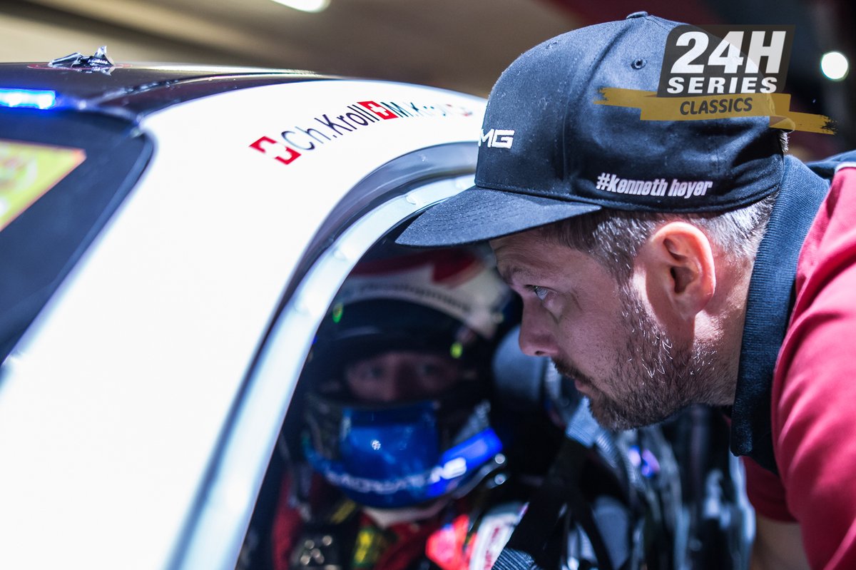 24HSERIES's tweet photo. #24HSERIES | #TBT

At the 2017 #24HPORTIMAO, #HoforRacing (1) took A6-Am victory and finished 3rd on the road. The result meant that the Swiss team  secured the Overall GT Teams' title by just 2 points ahead of SP2 winner, #PROsport (85).

@Frankenhout @KennethHeyer @MercedesAMG https://t.co/TqDYTMo8Zd