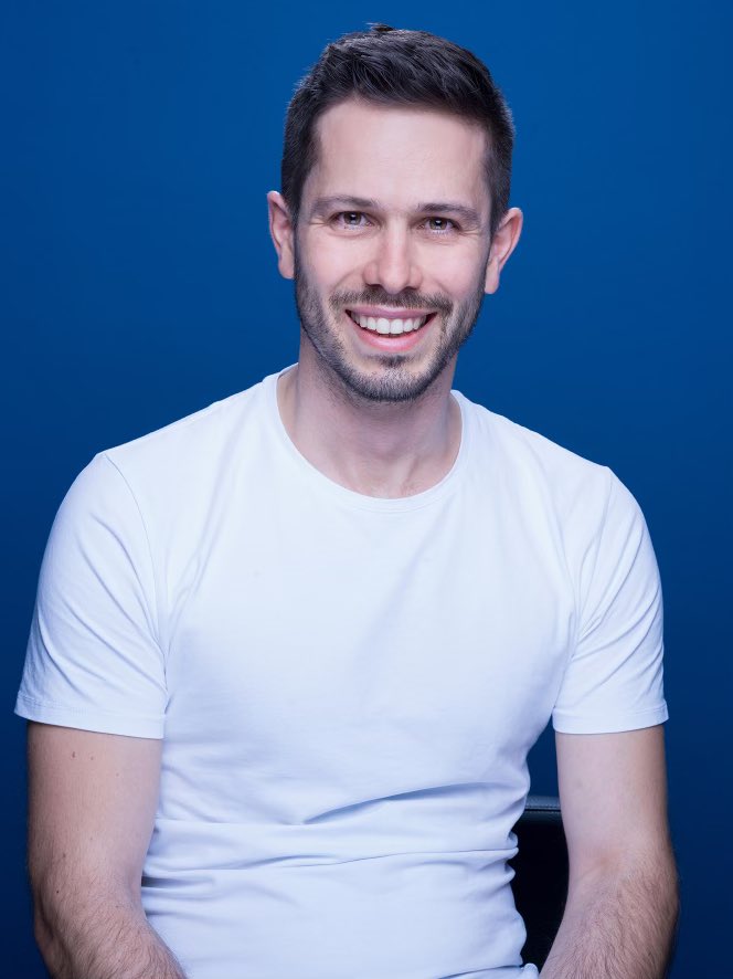 🚨🎤 NEW SINGER 🎤🚨 

Meet 🤝 Nathanaël Mägli

Nathanaël is a gifted singer and we’re excited that he’s joining us for the season ahead!

We have exciting news to share of our upcoming gigs and projects - SO STAY TUNED 👀
#newsinger #fourhymn #christian #faith #christianmusic