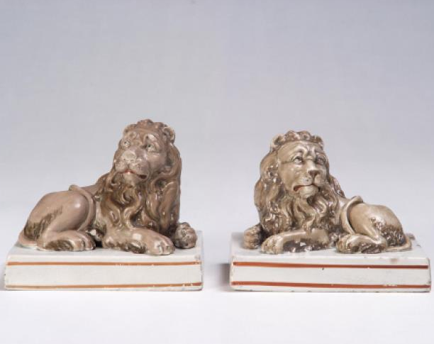 PotteriesMuseum's tweet photo. Happy #InternationalCatDay – a purrrfect excuse to show you some of the feline characters from our ceramics collections!
#MuseumFromHome @SOTCityCouncil @VisitStoke #Stokecation #PoweringUpStoke #ceramics #InternationalCatDay2021 #Cats #CeramicCats #ArtPassUnbooked https://t.co/dmA6Wu76G4