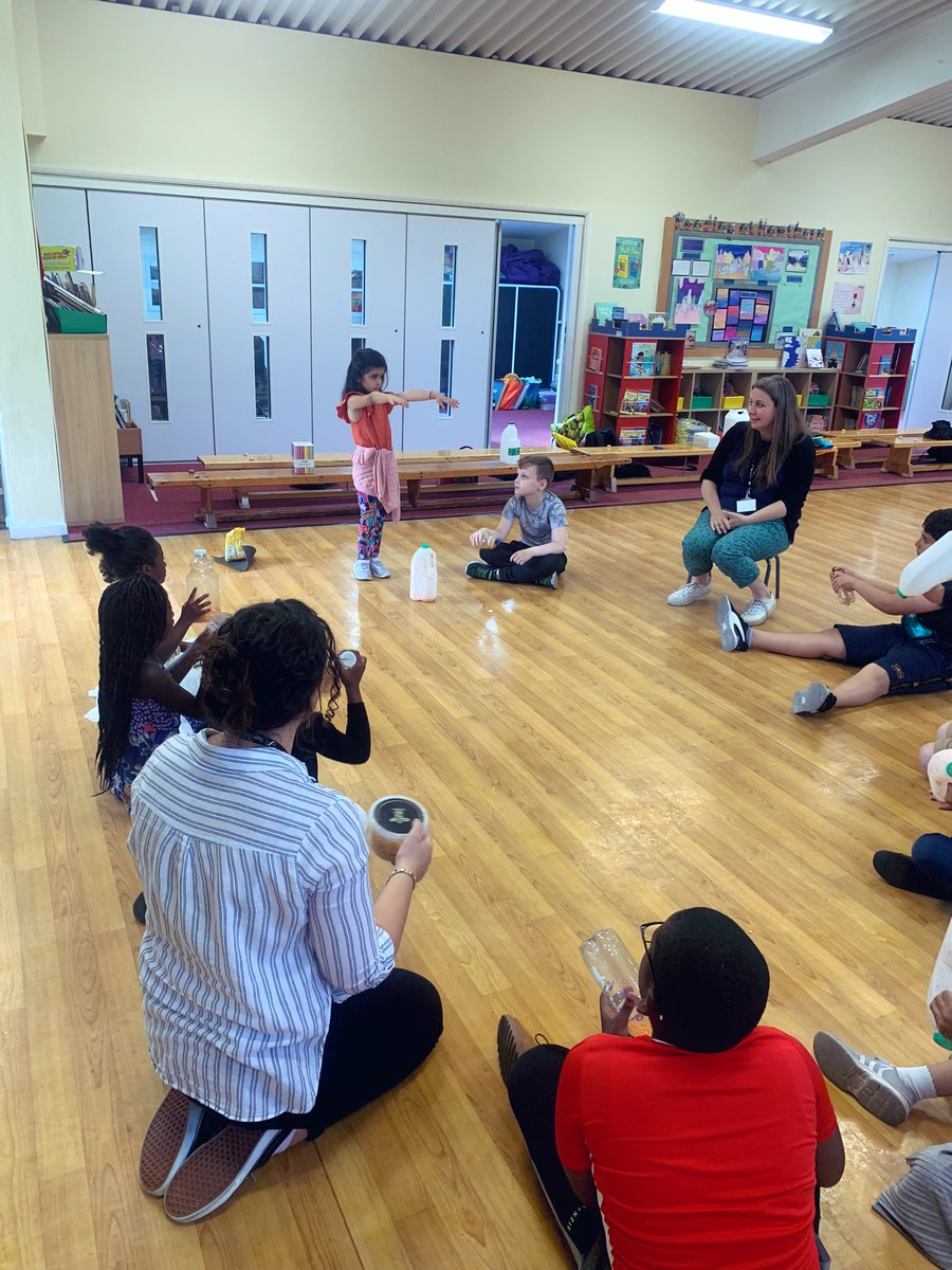 InHarmonyNE's tweet photo. We took turns to conduct the group, watching carefully and using our percussion instruments to show the difference in sound between soft calm waves and wild stormy seas 🌊 @Hawthorn_PS #SummerOfPlay #FunFriendsFreedom https://t.co/7hMvGIWkly