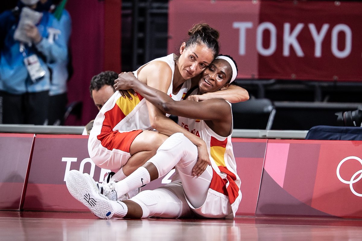 Forever a legend. @laia910 ❤

#EuroBasketWomen 🏆🏆🏆🥈🥉🥉🥉🥉
@FIBAWWC 🥈🥉🥉
@Olympics 🥈