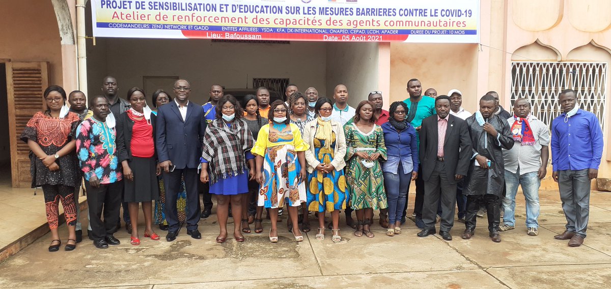 zenunetwork's tweet photo. #HappeningNow
Depuis ce matin, dans notre salle de conférence #MyriamMakeba de #Bafoussam, a lieu un atelier de renforcement des capacités des agents communautaires du projet de sensibilisation et d'éducation sur les mesures barrières contre le #Covid19.
C'est un projet de...
1/. https://t.co/UbGvIHmoDX