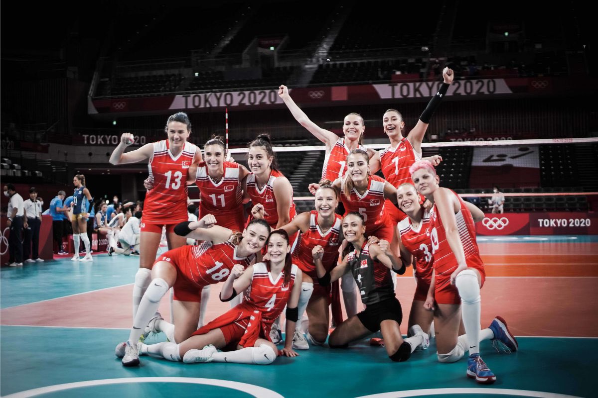 TVForgtr's tweet photo. Filenin Sultanları Olimpiyat Beşincisi

https://t.co/XT082aBlcH https://t.co/mqUnhvmAMv