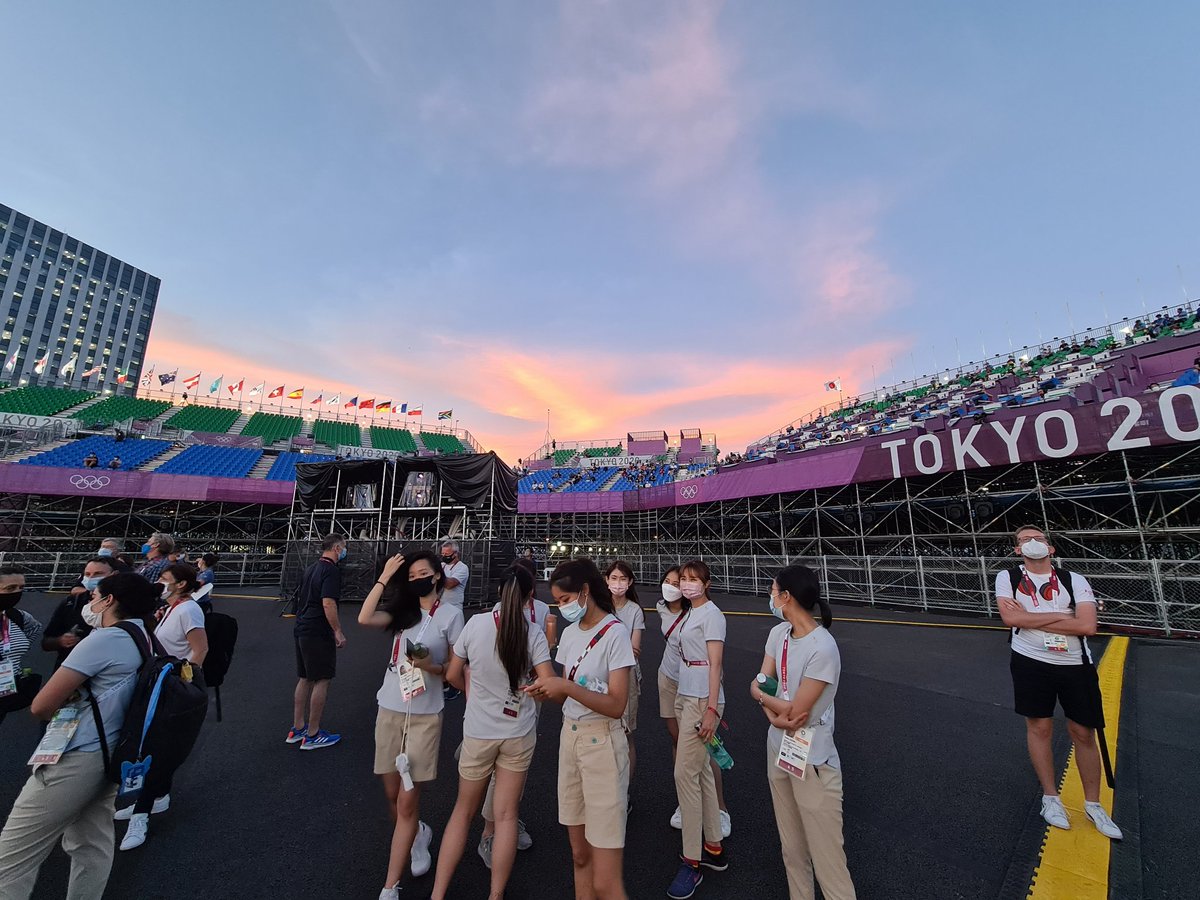 Crazy sky behind where the spectators would have been.   https://t.co/qlkQ9s3dmn