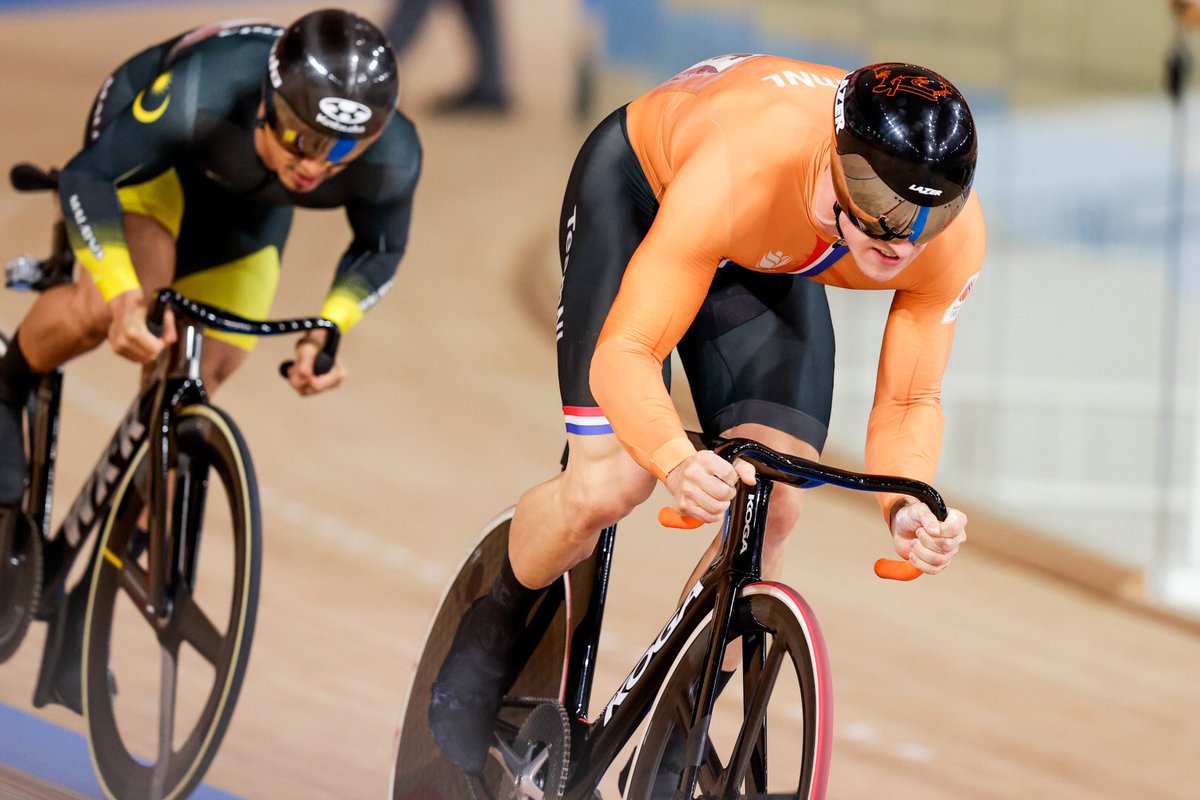 JeffreyHoogland's tweet photo. Second day of the Olympic sprint ✅ 🚀

1/8 - ✅
1/4 heat 1 ✅
1/4 heat 2 ✅

So proud of @ShanBras who takes the gold in Keirin❤️👏. Olympic Champion 🚀🔥 Swipe ➡️

Looking forward to the final day tomorrow💪🏻🔥

#Olympics #TeamNL #NLO #Tokyo2020 https://t.co/9tVOcba2z6