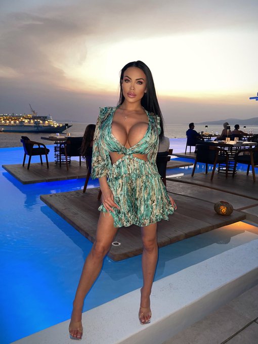 Hello from Mykonos ??? https://t.co/2O9HQ15Zmk