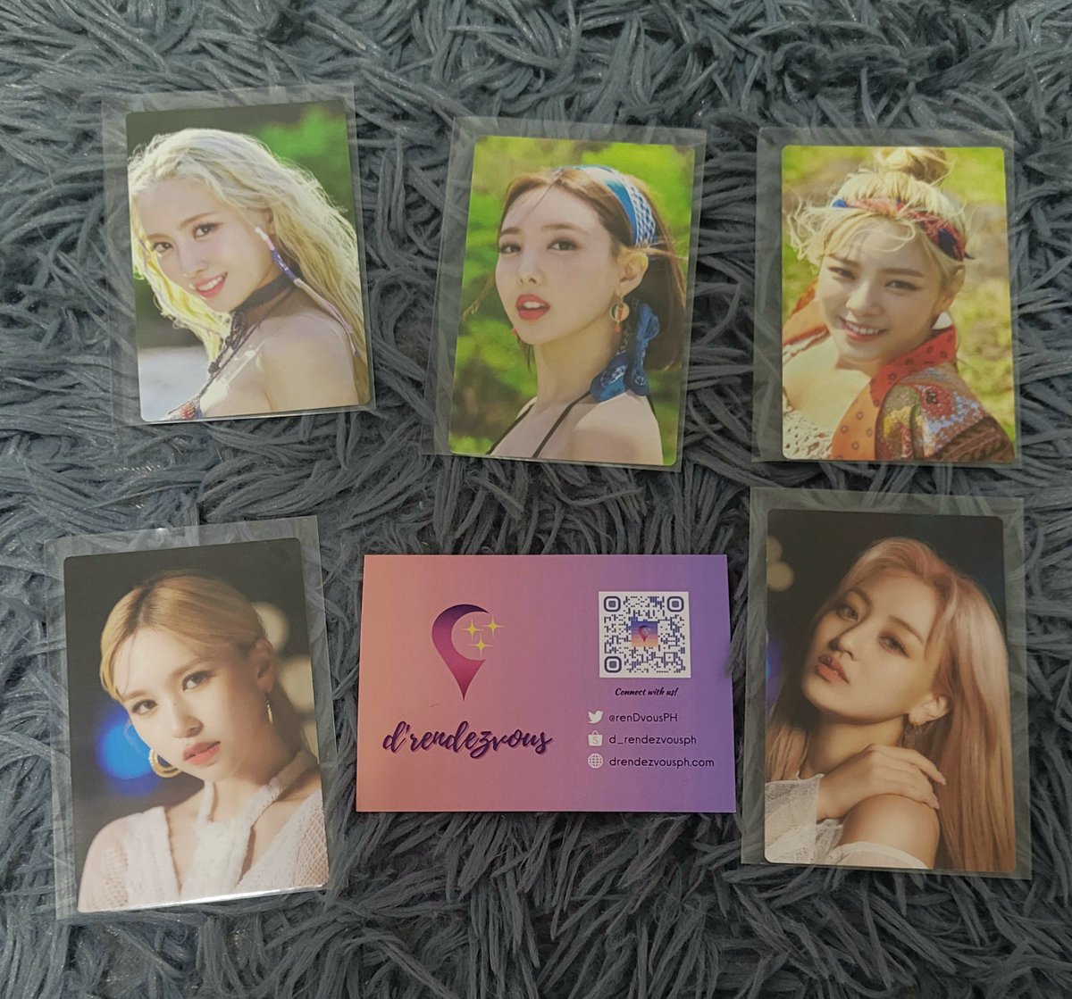 renDvousPH's tweet photo. ‼️SALE ‼️
#we_WTS

[TWICE]
MORE &amp; MORE | MONOGRAPH
✅+ one available photocard (see 2nd pic)
✅UNSEALED
✅ONHAND
✨8.8 sh@pi c/o accepted
⭕️Has some dents sa outbox due to shipment

🏷️550php 
DOP: 4 days after sending oc
tags: wts lfb onhand album opened 

First to DM~ https://t.co/6Rm4enVL8c