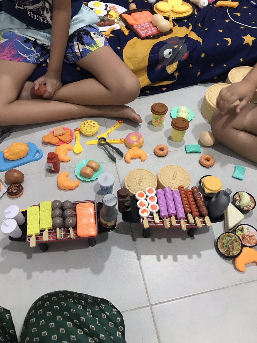 กุเครียดกะการเรียนออนไลน์มาก เด้กก้เครียด เลยสั่งของเล่นมาเล่นแม่งไอเหี้ยโดนแม่ด่าชุดใหญ่