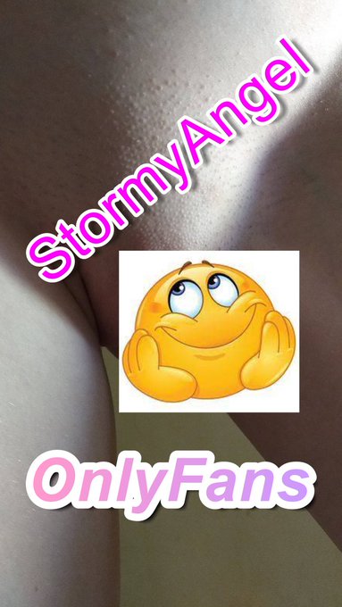Izgalmas h&oacute;nap el&eacute; n&eacute;z&uuml;nk. Voltam Balcsin, sokszor k&iacute;v&aacute;ntam a szexet &eacute;s persze nem volt sz&iacute;vem ahhoz