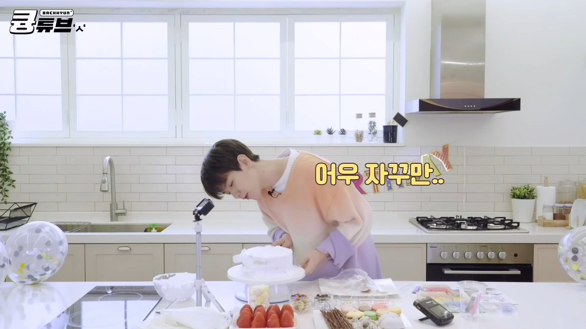 오늘은 너무 행복했어용...
많은 감동 받았어용...
감사합니다...우리의 아빠 현이
ㅅㅇㅅ
앞으로도 오래오래 함께 가자용...
we are one exo 
사랑하자!!!!!
너무 너무 사랑해용....💓💓💓
우리 빨리 만나용ㅅㅇㅅ.....
<a href="/B_hundred_Hyun/">Baekhyun_EXO</a>