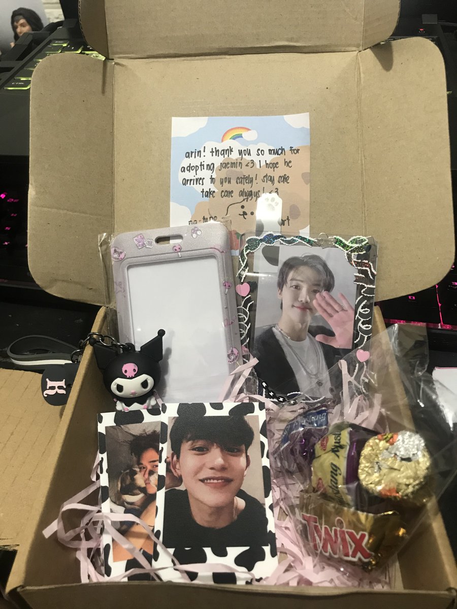yunohscart's tweet photo. loe po. nana arrived safely. nagulat po ako kasi may freebie na box tsaka card holder thank you nalang cguro. til our next transaction or mayb not. #139proofs @139cart https://t.co/2aMKwoJwpO