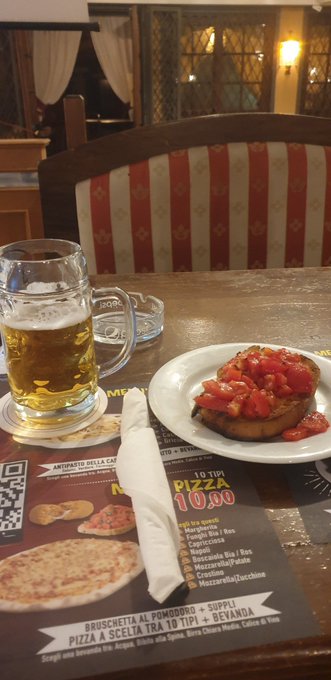 En #Italia🇮🇹 Bonjorno https://t.co/eKOf5afBlg<a href="/tag/italia"class="tags">#Italia</a>