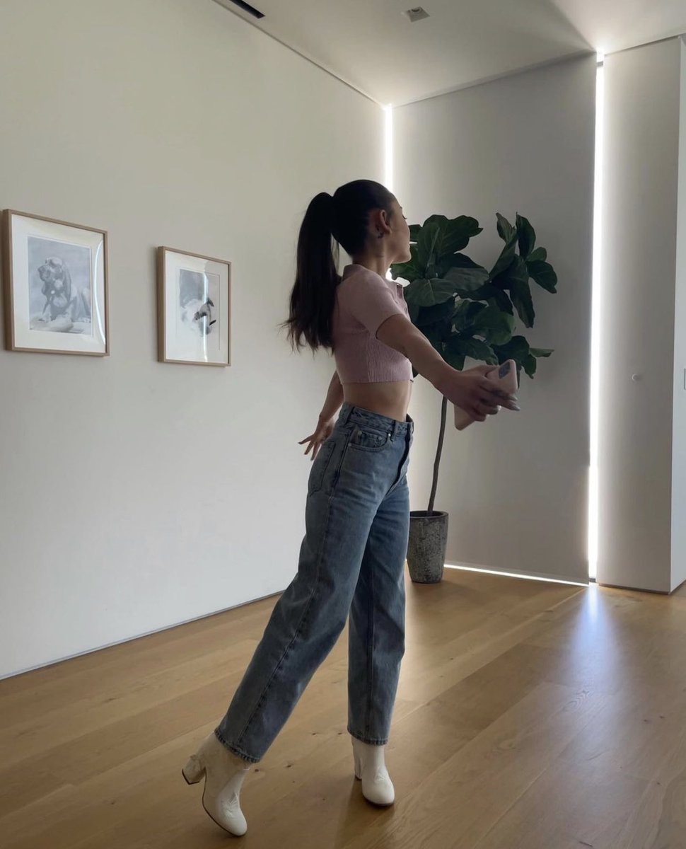 darcology's tweet photo. ariana is my fav #thinsp0 for sure ✨
-
#thinspo #promiatwt #promia #proanatwt #proana #eatingdisordertwt #EDtwt https://t.co/NESp7EBmoa