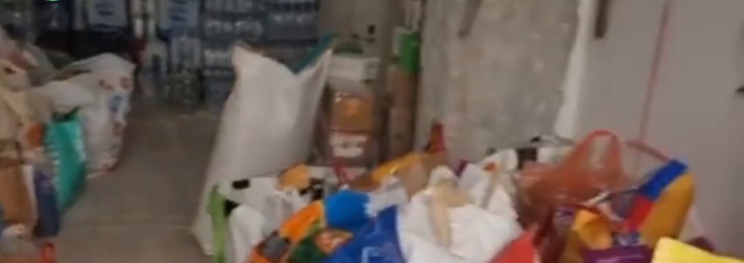 VisionRLSH's tweet image. Gathering resources&amp;amp;food for the wildfire at greece 

#rlsh #wildfire #PrayForGreece #βαρυμπομπη