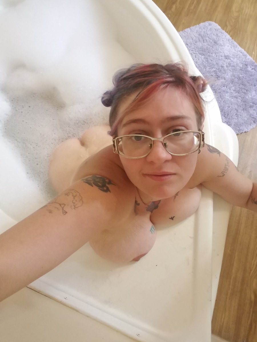DavisShadoe's tweet photo. Bath time is a sacred ritual; cleansing my altar for the next day's worship. Will you now down in offering today? #milf #sexy #slut #whore #bigtittygoth #tattooedbitch #bathshot #tittyshot #asspic #sellingcontent #bbc #bwc #goddess https://t.co/CqWxVFwSPg