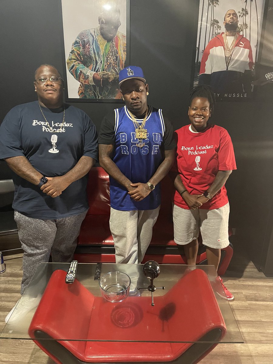 BornleadazPod's tweet photo. Great interview we did with @eastsidekboy i cant wait for it to drop #eastsidehero #PodcastMovement #PodcastRecommendations #podcast #blackeffect #bornleadazpodcast #repost #ExploreTalent #jamib #eastsidekboy https://t.co/RzaVvl2G5P
