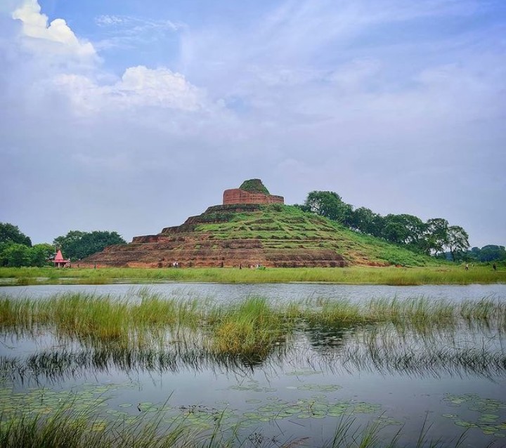 subham14700's tweet photo. This darkness has to go today or tomorrow.Suppress me or appreciate me,there won't be any sorrow. You accept it as a request or a dare to challenge;The stream behind me will unfurl the change
#save_kesariyabudhastupa 
@PMOIndia @rashtrapatibhvn @VPSecretariat @NitishKumar https://t.co/cBrMAlOt5m
