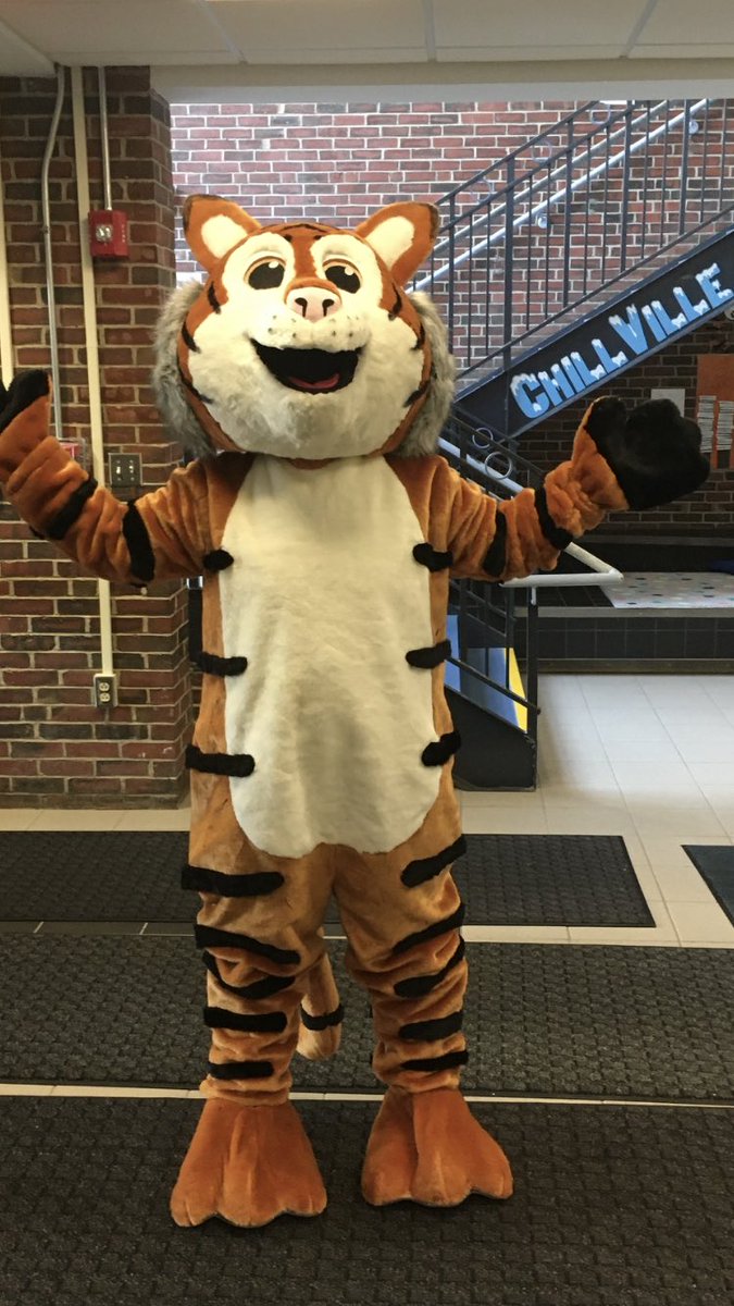 RSS_Littleton's tweet photo. STRIPES is excited to announce the RSS Orientations.  If you would like to visit the building, you are welcome to join us for a tour on Monday, August 9th at 6:30pm or Wednesday, August 18th at 9:00am or 1:00pm.  We look forward to seeing you!! https://t.co/h3ZCNf80is