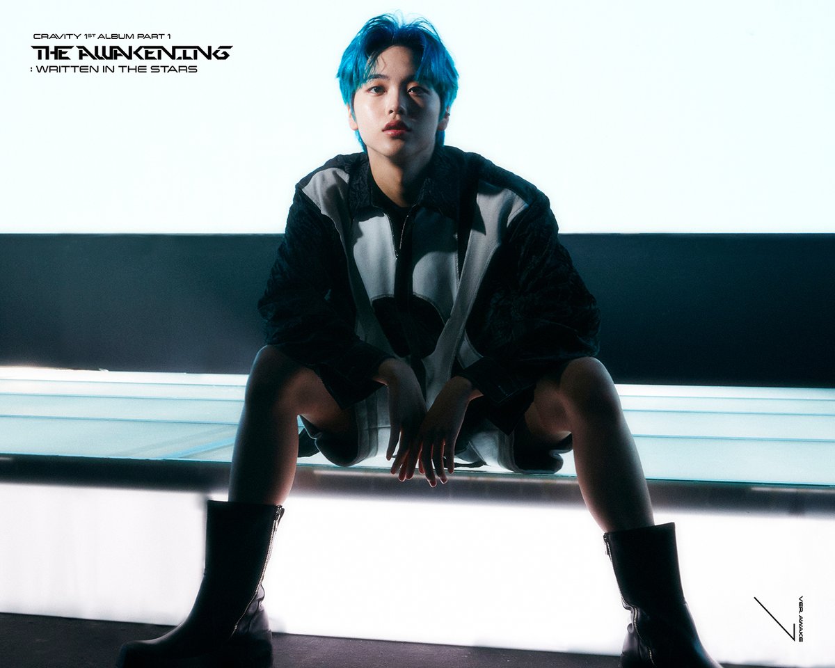 CRAVITYstarship's tweet image. CRAVITY
1st ALBUM PART 1
&amp;lt;THE AWAKENING&amp;gt;
WRITTEN IN THE STARS
⠀
2021.08.19 RELEASE
⠀
CONCEPT PHOTO
AWAKE VER.
형준(HYEONGJUN)
⠀
#CRAVITY #크래비티
#형준 #HYEONGJUN
#THE_AWAKENING
#WRITTEN_IN_THE_STARS