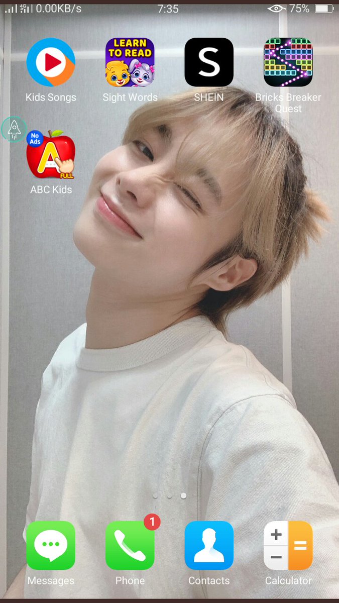 hubi_eomma's tweet photo. It's been awhile @HANBIN_twt_  but don't ever think we'll get tired waiting for you to debut... We're always here..And you're always on my cellphone 😂 tis the effect on missing you, just wanna see you always..
#HANBIN_YUEHUA 
#HANBIN https://t.co/YTiR4OP2wV