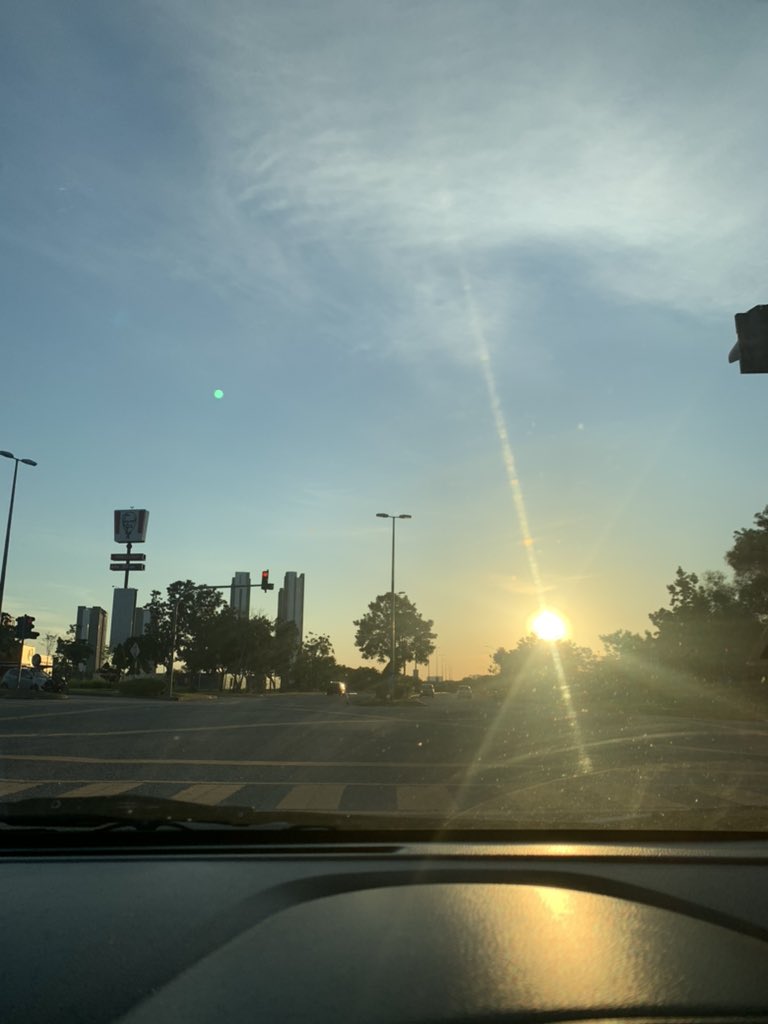 Shedathedot's tweet photo. Langit Cyberjaya petang tadi. 😍🥰 https://t.co/K1hoHsebG5