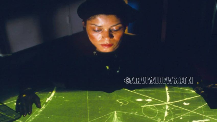 AriviyalPuram's tweet image. எப்படி துகள் கண்டுபிடிப்பாளர்கள் மறைக்கப்பட்ட விஷயங்களை கைப்பற்றுகிறார்கள், ஓர் அழகான உண்மை !!! #atomic #earth #particledetectors #subatomicparticles buff.ly/3AbJ52R