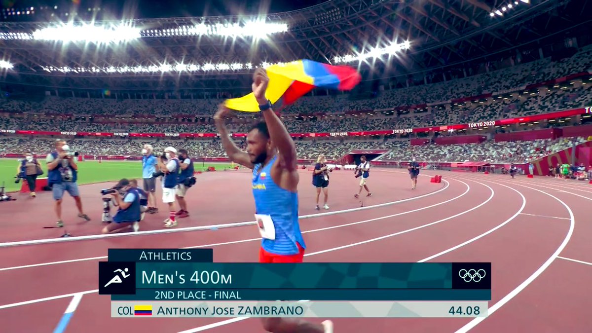 JoseBauz's tweet photo. ¡ENORME Anthony Zambrano #COL, plata🥈en los #400m! 

Que un latinoamericano sea segundo  en una prueba de velocidad olímpica no es de todos los días.

Sin dudas, una de las medallas más importantes en la historia olímpica colombiana. 👏👏👏 https://t.co/bG4OB9y7cv