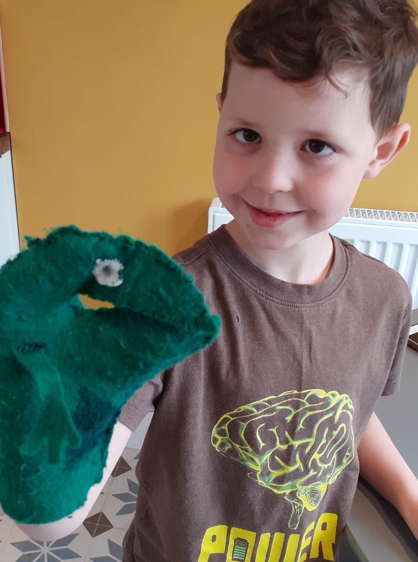 victoria tweet media