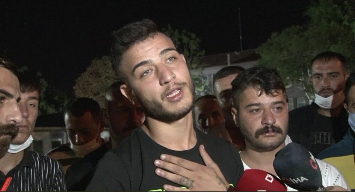 guullc's tweet photo. Kadir bir kadını kurtarmak için müdahale ettiği olay yüzünden tutuklu 
Öteki kasten adam öldürmesine rağmen serbest işte tam da bu yüzden
“Adalet sözde mülkün temeli”
#esrahankulu #muegeanli 
#UEmitCanUygunTutuklansın https://t.co/RMq9VFUogY