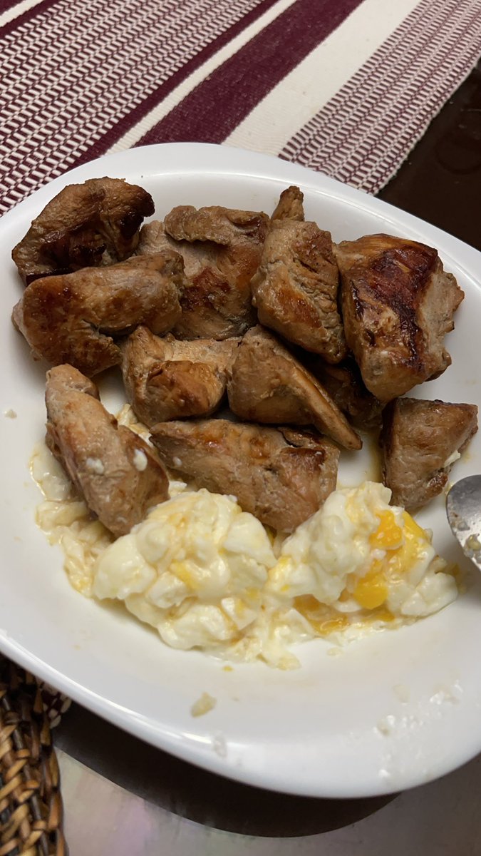 thejaps2's tweet photo. Cooked chicken and egg for dinner. #proteinloading https://t.co/KuAEfZqaT2