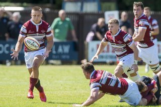 Super6: Harvey Elms is quick on the draw – both on and off the field - <a href="/WATSONIANFC/">Watsonian FC</a> <a href="/harveyelms/">Harvey Elms</a> @Super6Rugby Photo by <a href="/CraigWatsonpix/">Craig Watson</a> Read - theoffsideline.com/super6-harvey-…