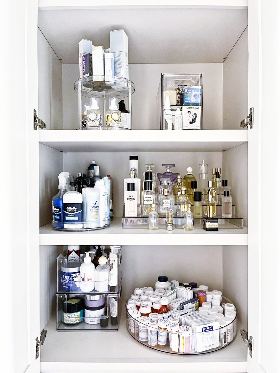 mymess101's tweet photo. Beauty Supplies never looked so fabulous 💜 thanks to @thehomeedit by @iDLiveSimply now my client can be her best! Shop all of this @ContainerStore https://t.co/bwVuQeK9AG
