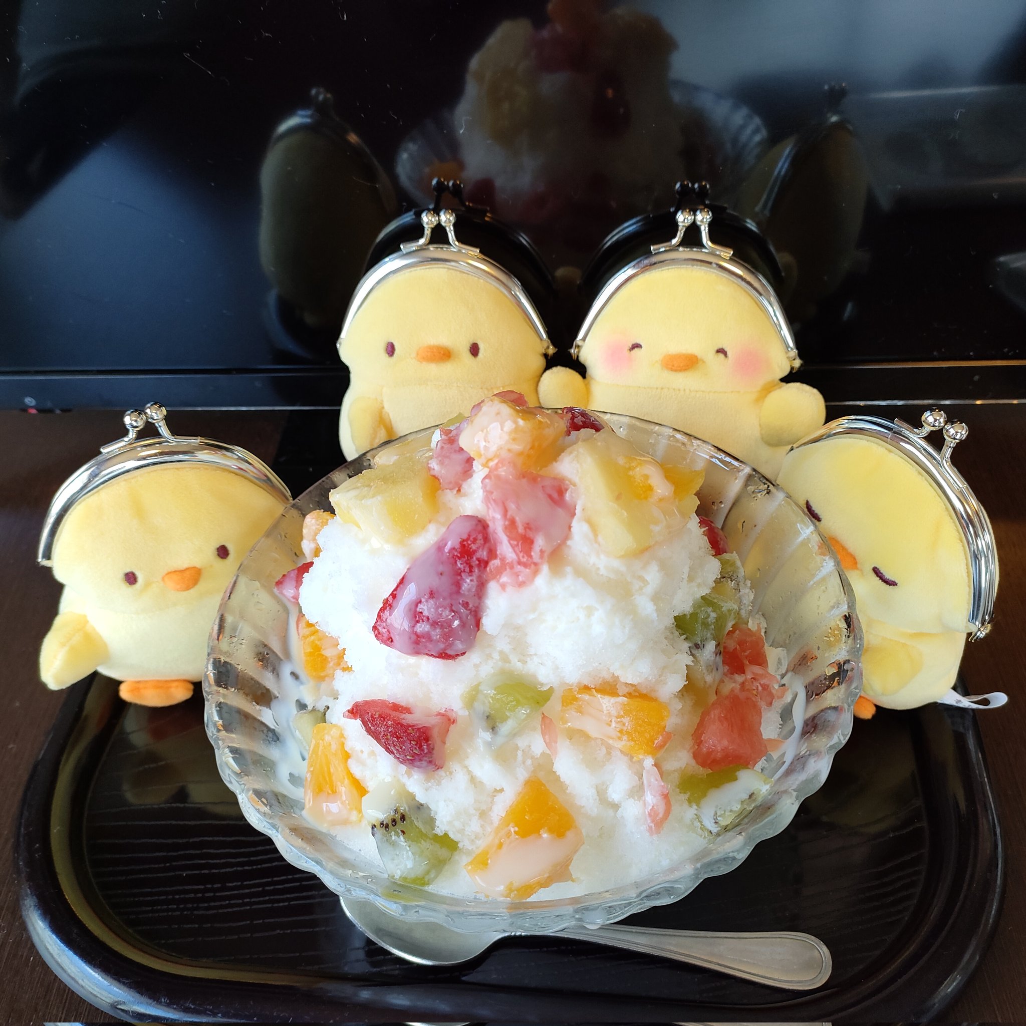 オーダーページ✾しろくまちゃんのっけ練乳いちごかき氷〜スプーン付き