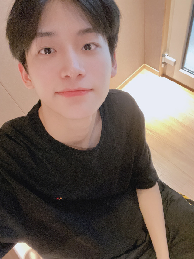jungmopic's tweet photo. 210804 ┆ Fancafe Update

➤ #Jungmo #KooJungmo #정모 #구정모 #Cravity #크래비티 @CRAVITY_twt https://t.co/sE09NpiQZ6